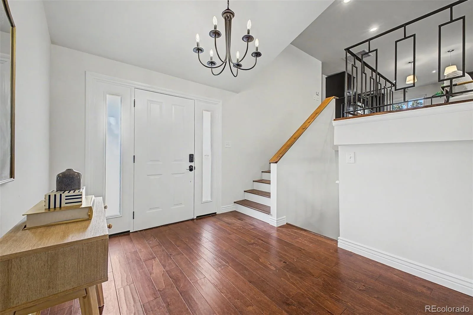 6712 S Marion Circle Littleton CO 80122 | MLS #REC8683807 08062026193722 1600 2