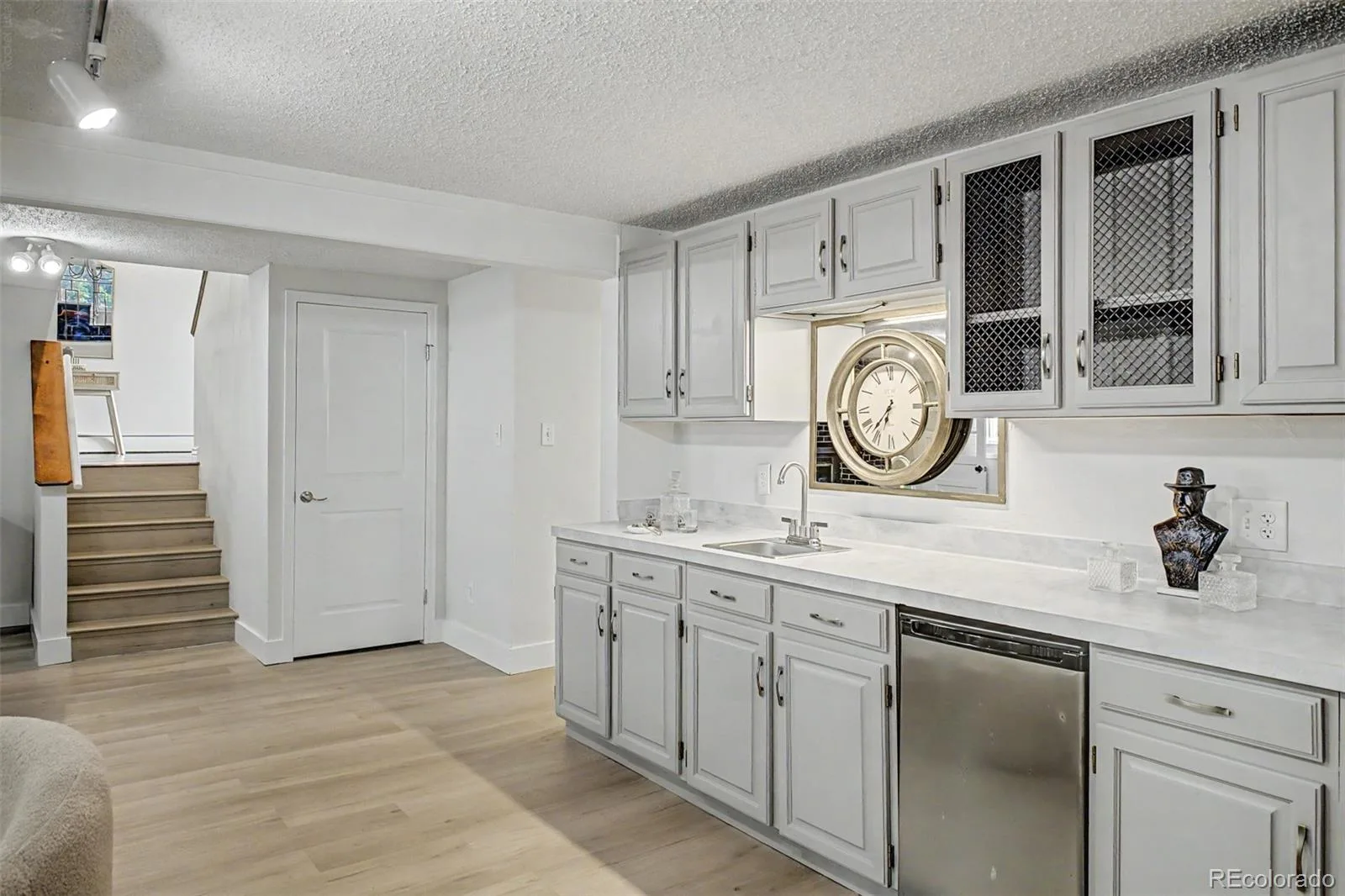 6712 S Marion Circle Littleton CO 80122 | MLS #REC8683807 08062026193722 1600 27