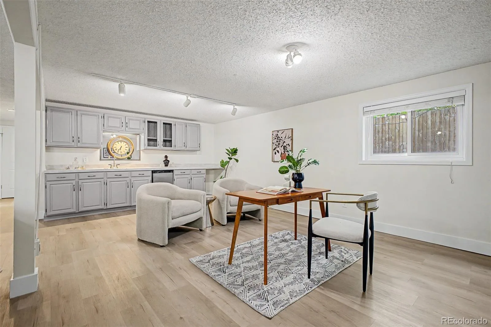 6712 S Marion Circle Littleton CO 80122 | MLS #REC8683807 08062026193722 1600 28