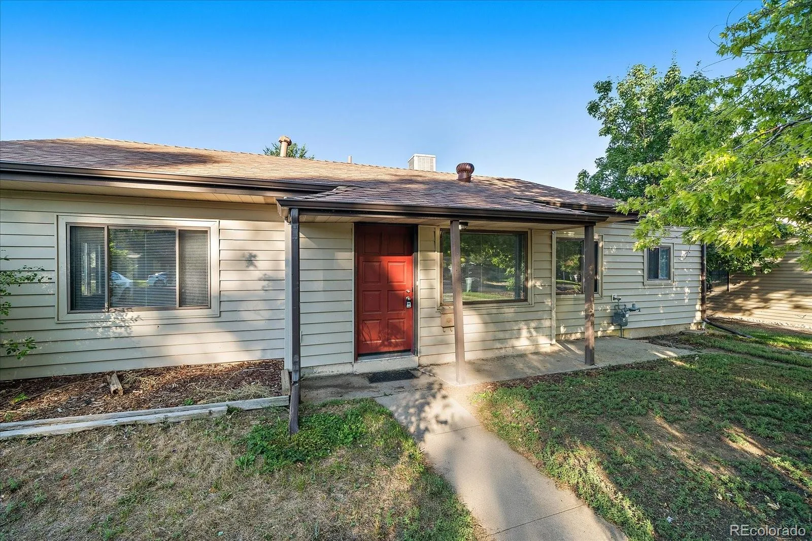 2865 S Fairfax Street Denver CO 80222 | MLS #REC8685661 08222026140207 1600 1