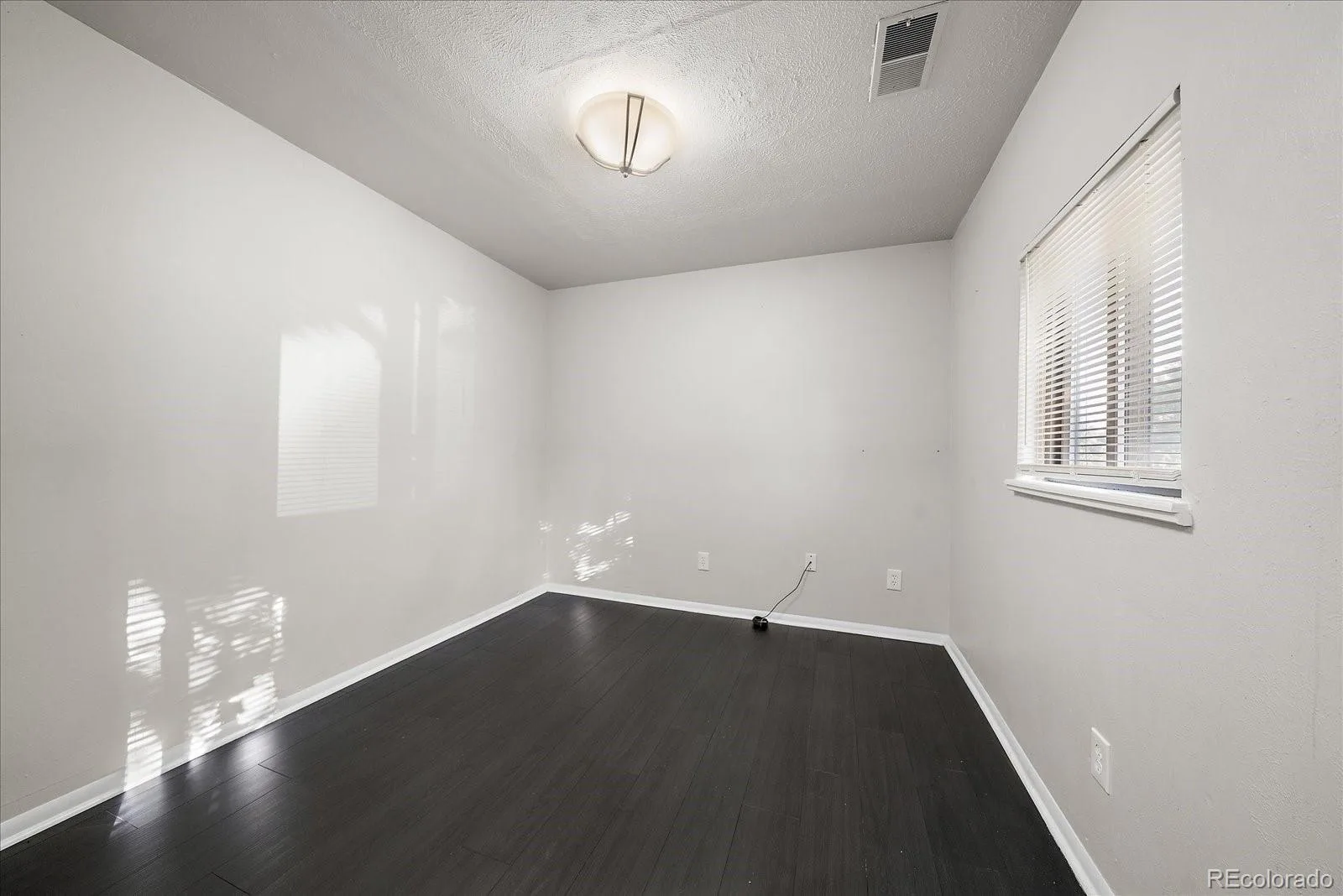 2865 S Fairfax Street Denver CO 80222 | MLS #REC8685661 08222026140207 1600 11