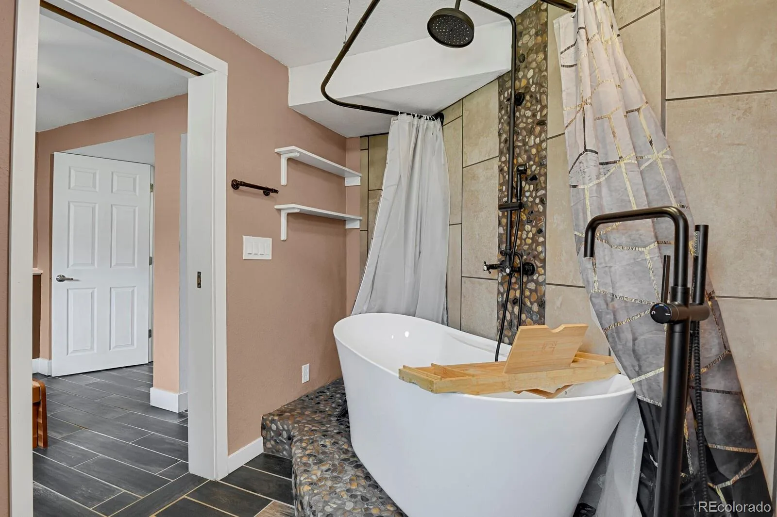 4416 S Vivian Way Morrison CO 80465 | MLS #REC8686585 07222026210645 1600 21