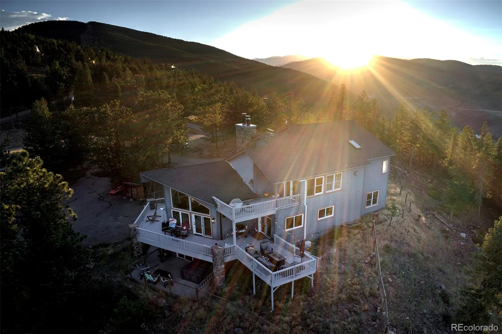 451 Sawmill Creek Road Evergreen CO 80439 | MLS #REC8686588 08262026011518 1600 45