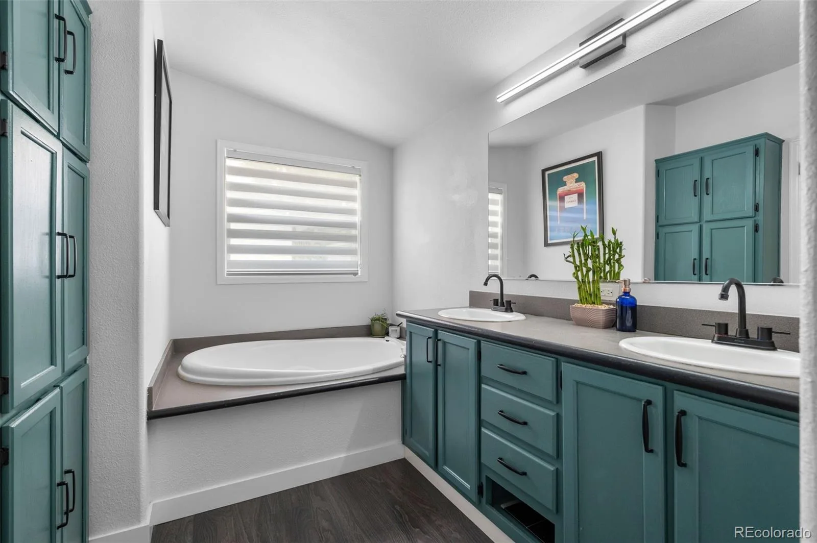 1436 Knox Court Denver CO 80204 MLS #REC8688579 06252026225056 1600 24