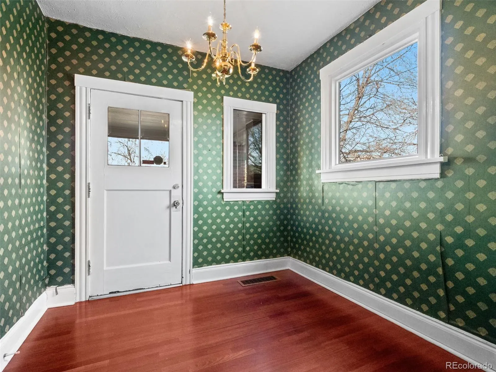 03272026040514 1600 5