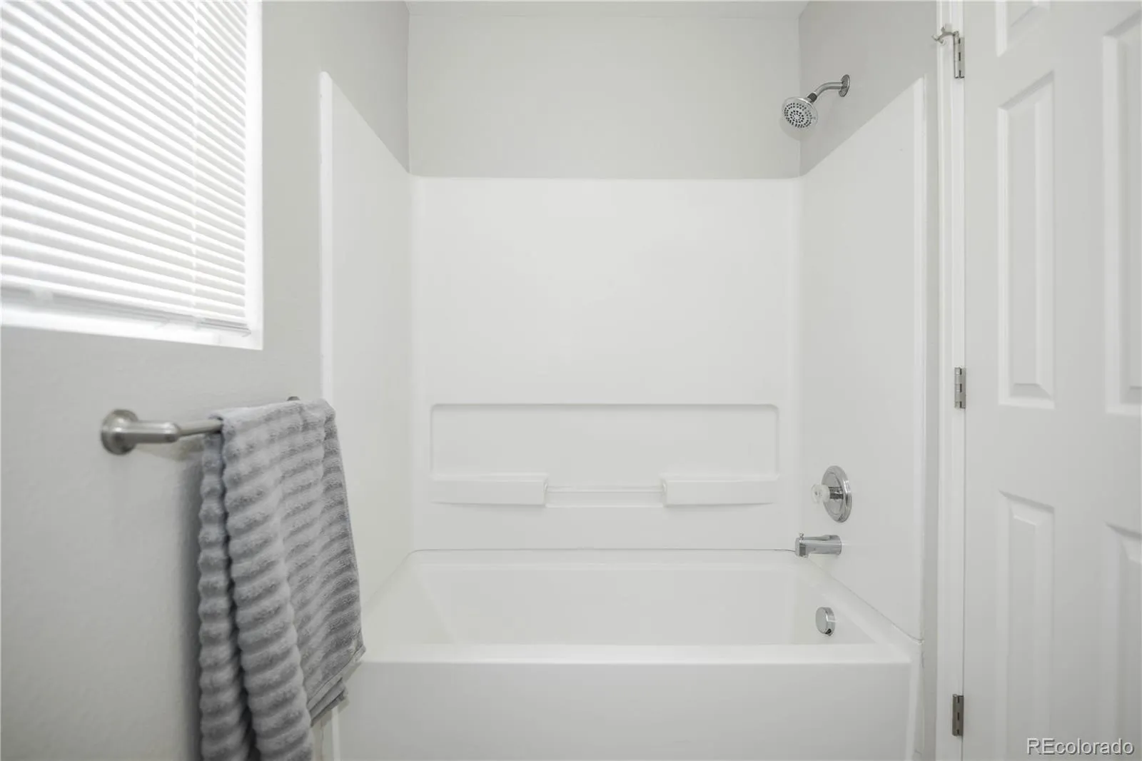 9758 Laredo Street #20C Commerce City CO 80022 MLS #REC8689734 05102026174841 1600 18