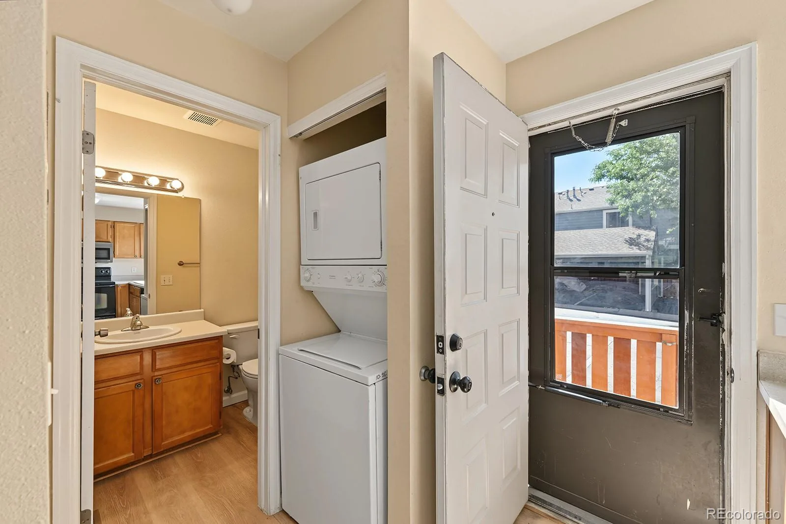 822 Summer Drive Highlands Ranch CO 80126 | MLS #REC8691549 08292026025630 1600 14