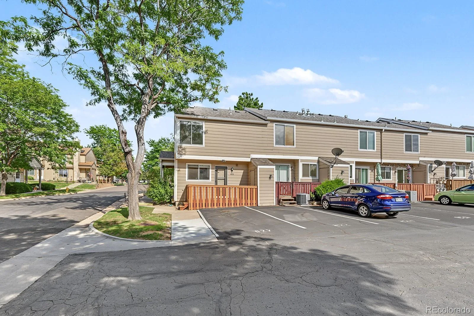 822 Summer Drive Highlands Ranch CO 80126 | MLS #REC8691549 08292026025630 1600 25