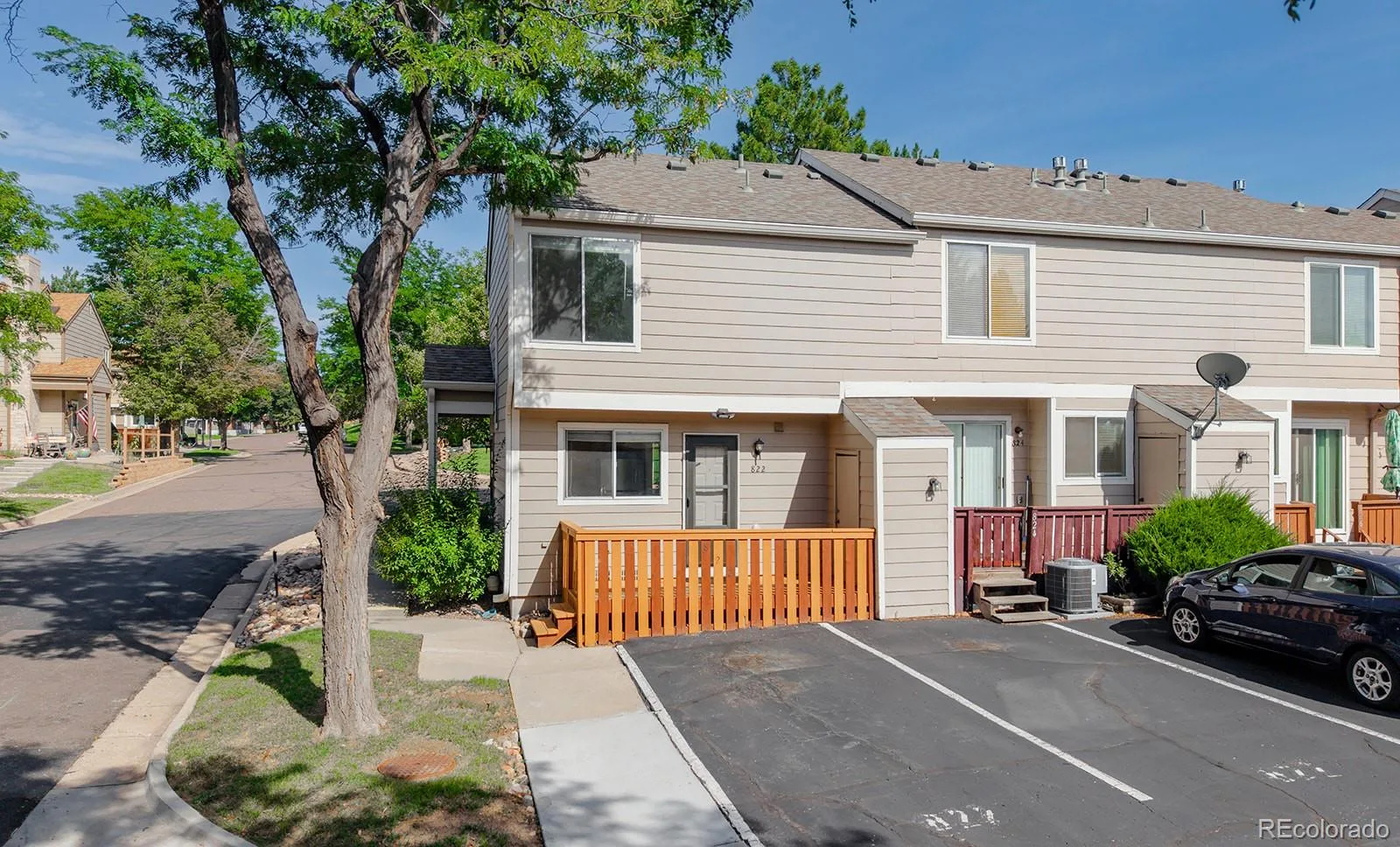 822 Summer Drive Highlands Ranch CO 80126 | MLS #REC8691549 08292026025630 1600 4