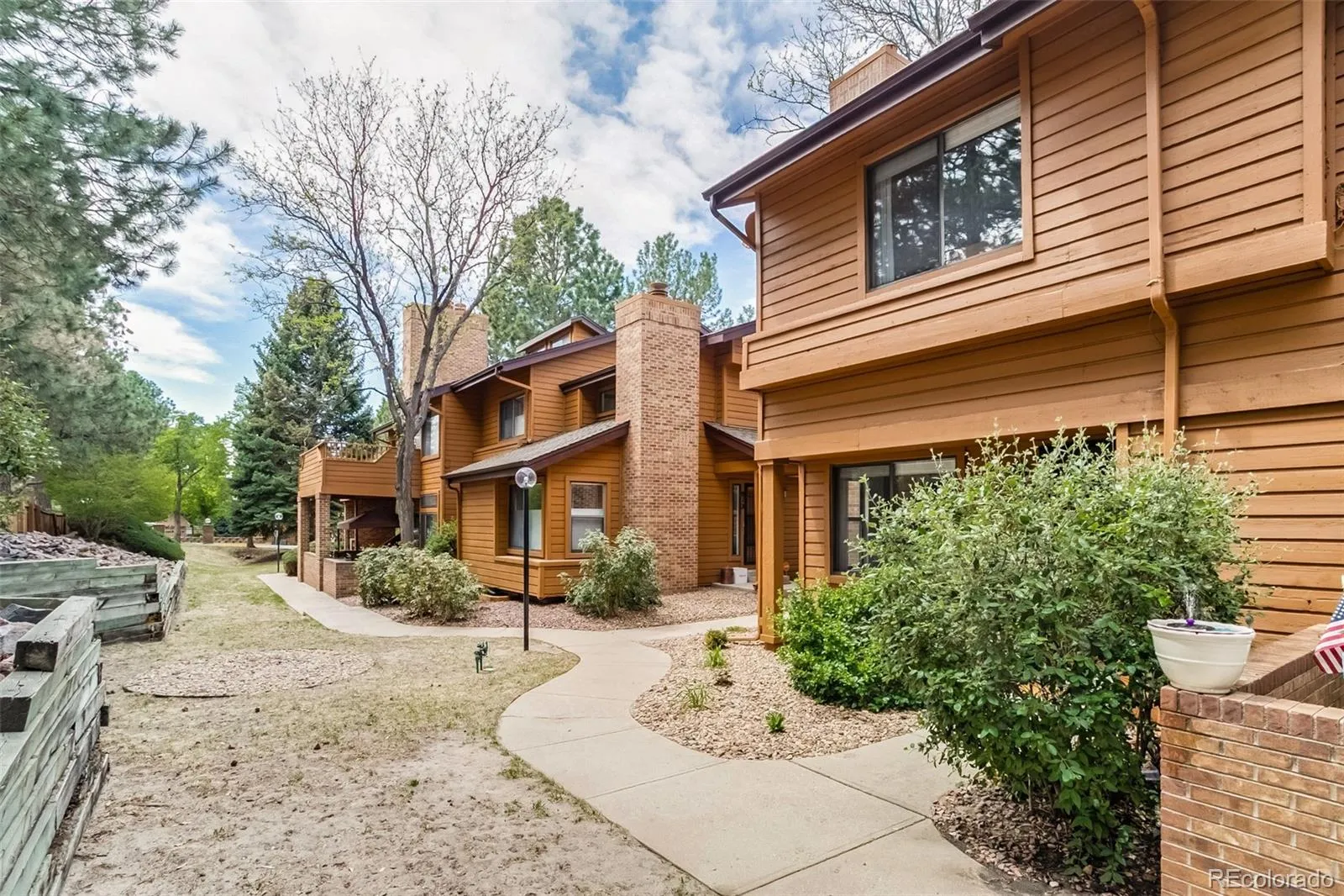 9400 E Iliff Avenue #23 Denver CO 80231 MLS #REC8691868 05192026030503 1600 25