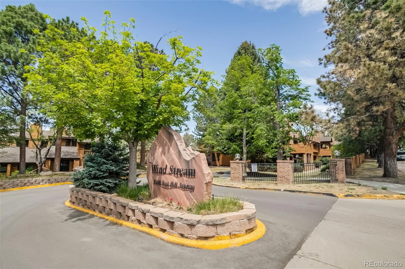 9400 E Iliff Avenue #23 Denver CO 80231 MLS #REC8691868 06102026190215 1600 29
