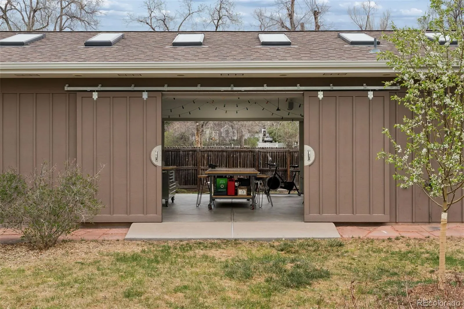 03312026193552 1600 24