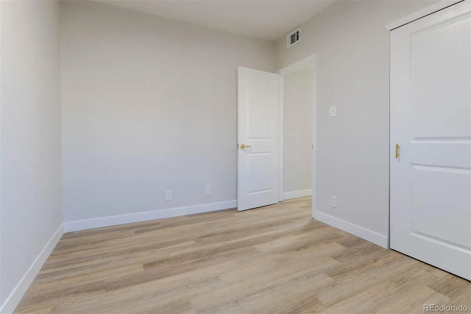 2446 N Ogden Street Denver CO 80205 MLS #REC8692395 01142026163650 1600 12