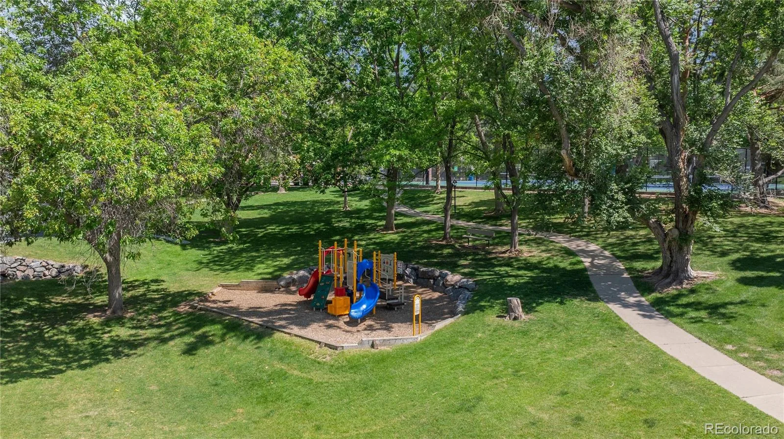 7716 S Curtice Circle Littleton CO 80120 MLS #REC8693020 06032026150240 1600 49
