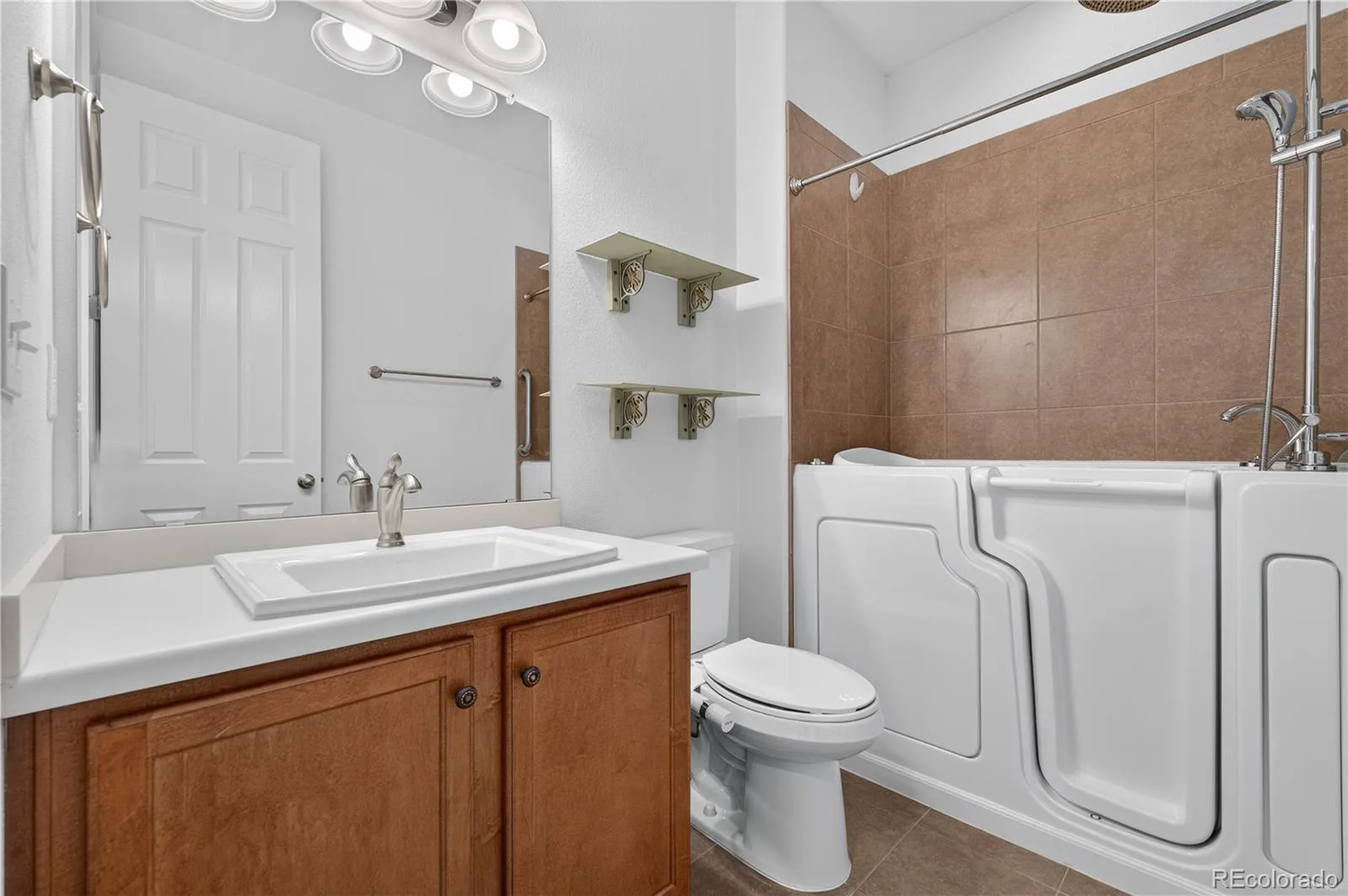 25644 E Byers Drive Aurora CO 80018 | MLS #REC8694924 08122026152530 1600 22