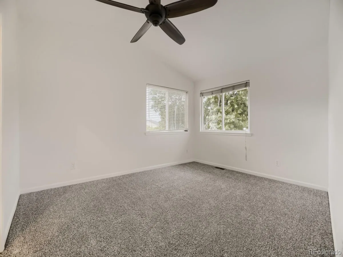 554 S Kittredge Way Aurora CO 80017 | MLS #REC8697142 08202026022757 1200 13