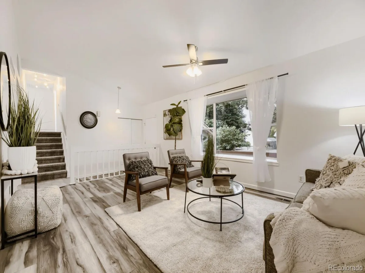 554 S Kittredge Way Aurora CO 80017 | MLS #REC8697142 08202026022757 1200 3