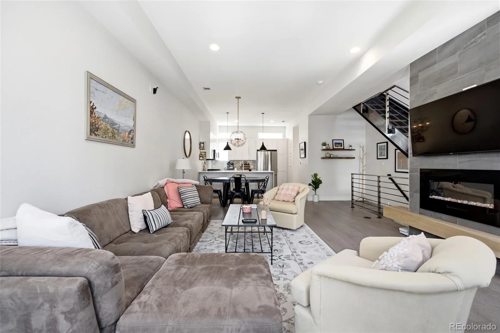 4055 W Conejos Place Denver CO 80204 MLS #REC8697584 06172026003802 1600 11
