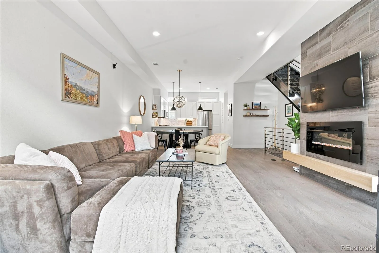 4055 W Conejos Place Denver CO 80204 | MLS #REC8697584 07312026163134 1600 11