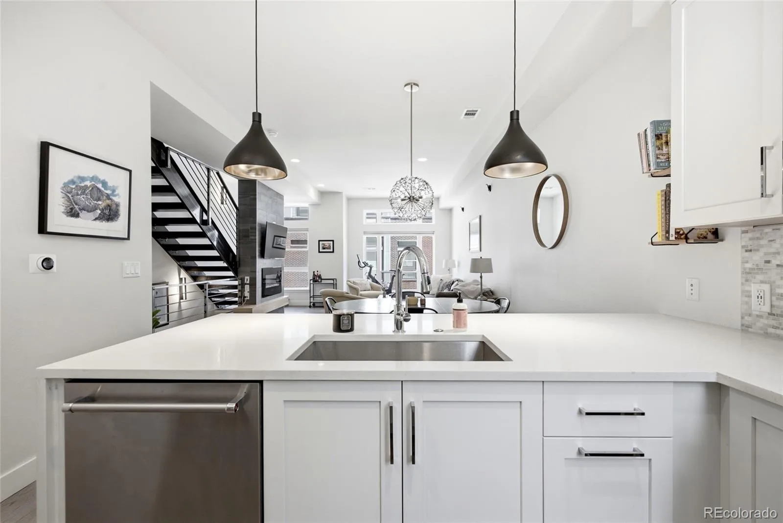 4055 W Conejos Place Denver CO 80204 | MLS #REC8697584 07312026163134 1600 18
