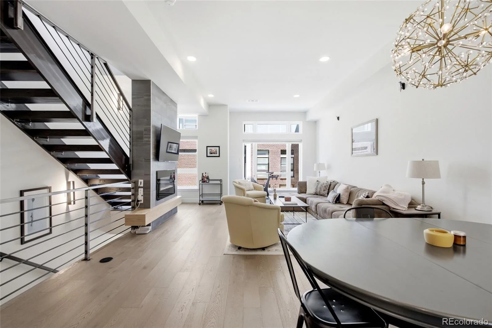 4055 W Conejos Place Denver CO 80204 | MLS #REC8697584 07312026163134 1600 8