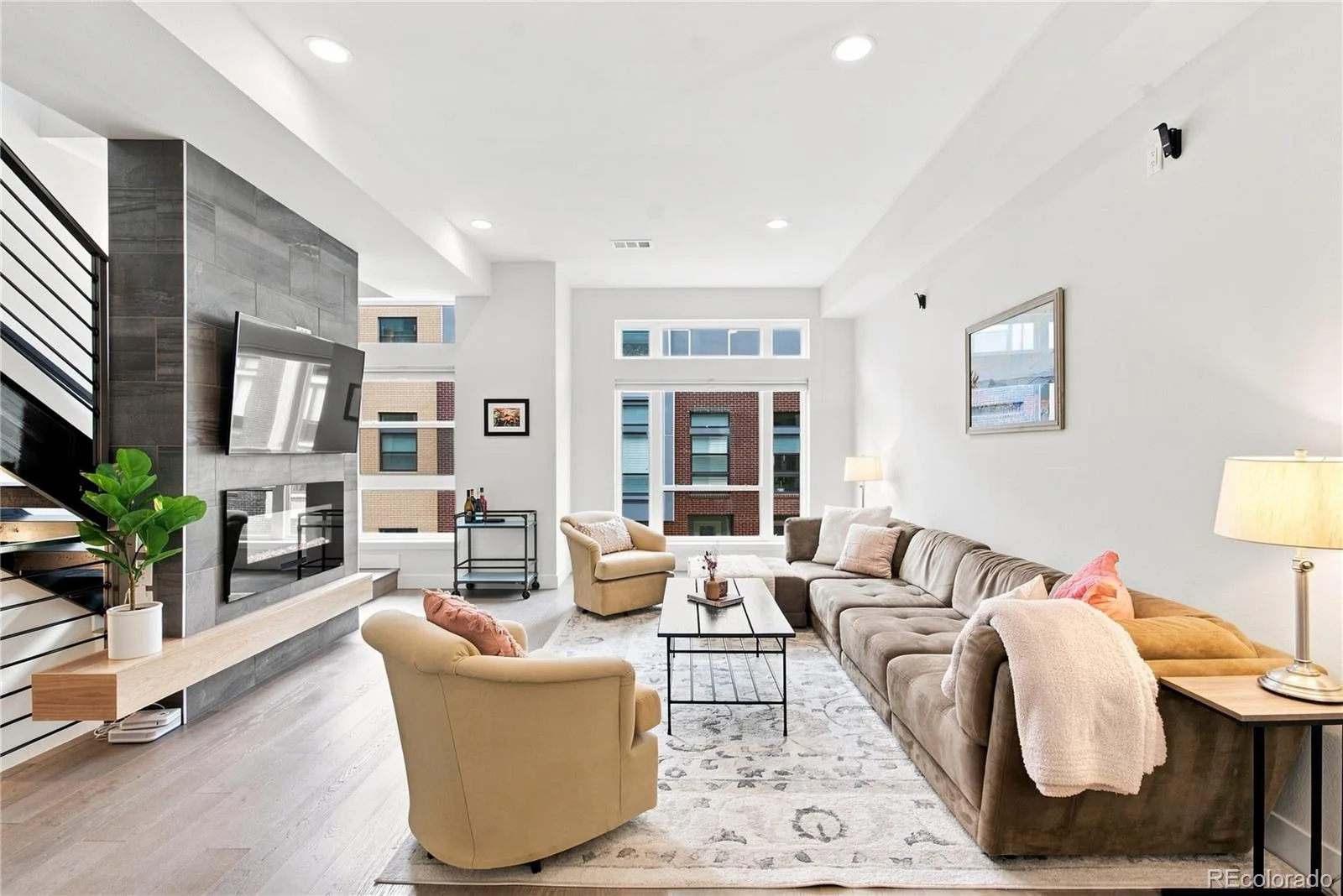 4055 W Conejos Place Denver CO 80204 | MLS #REC8697584 07312026163134 1600 9