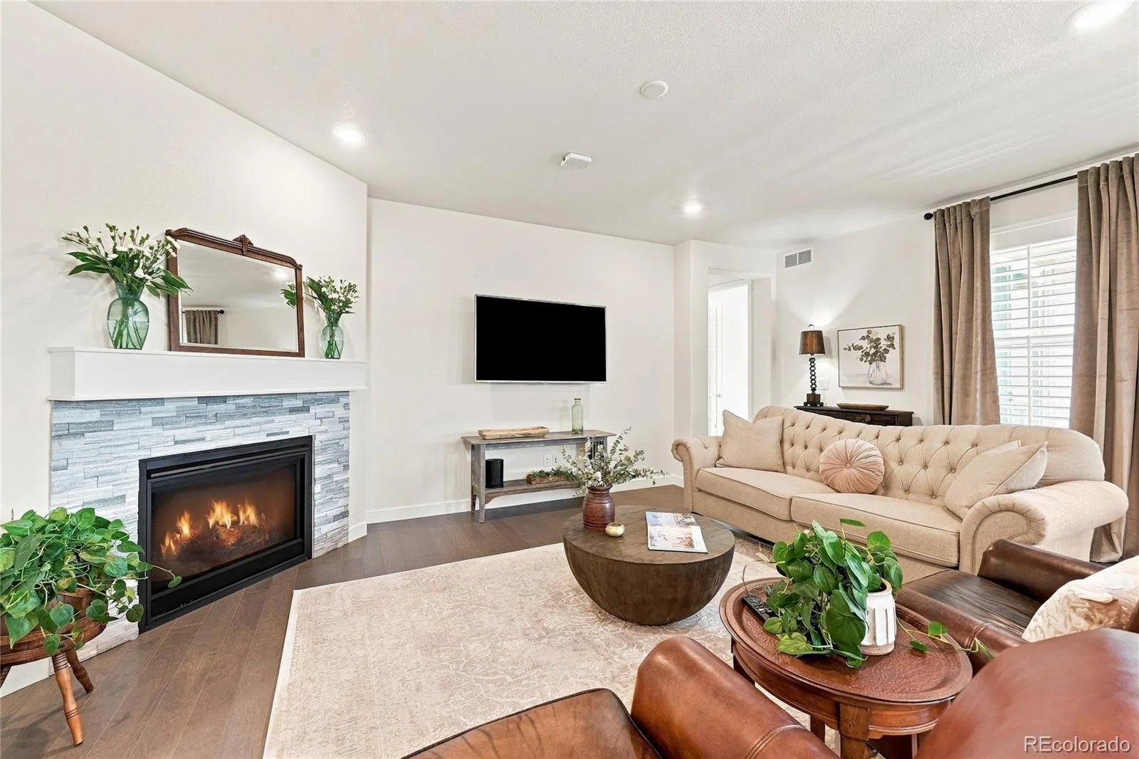 7154 Hyland Hills Street Castle Pines CO 80108 | MLS #REC8698523 08062026161015 1600 4