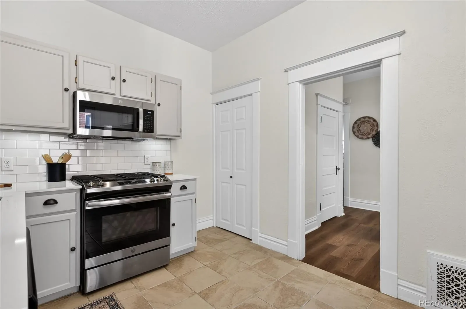 03112026220610 1600 12