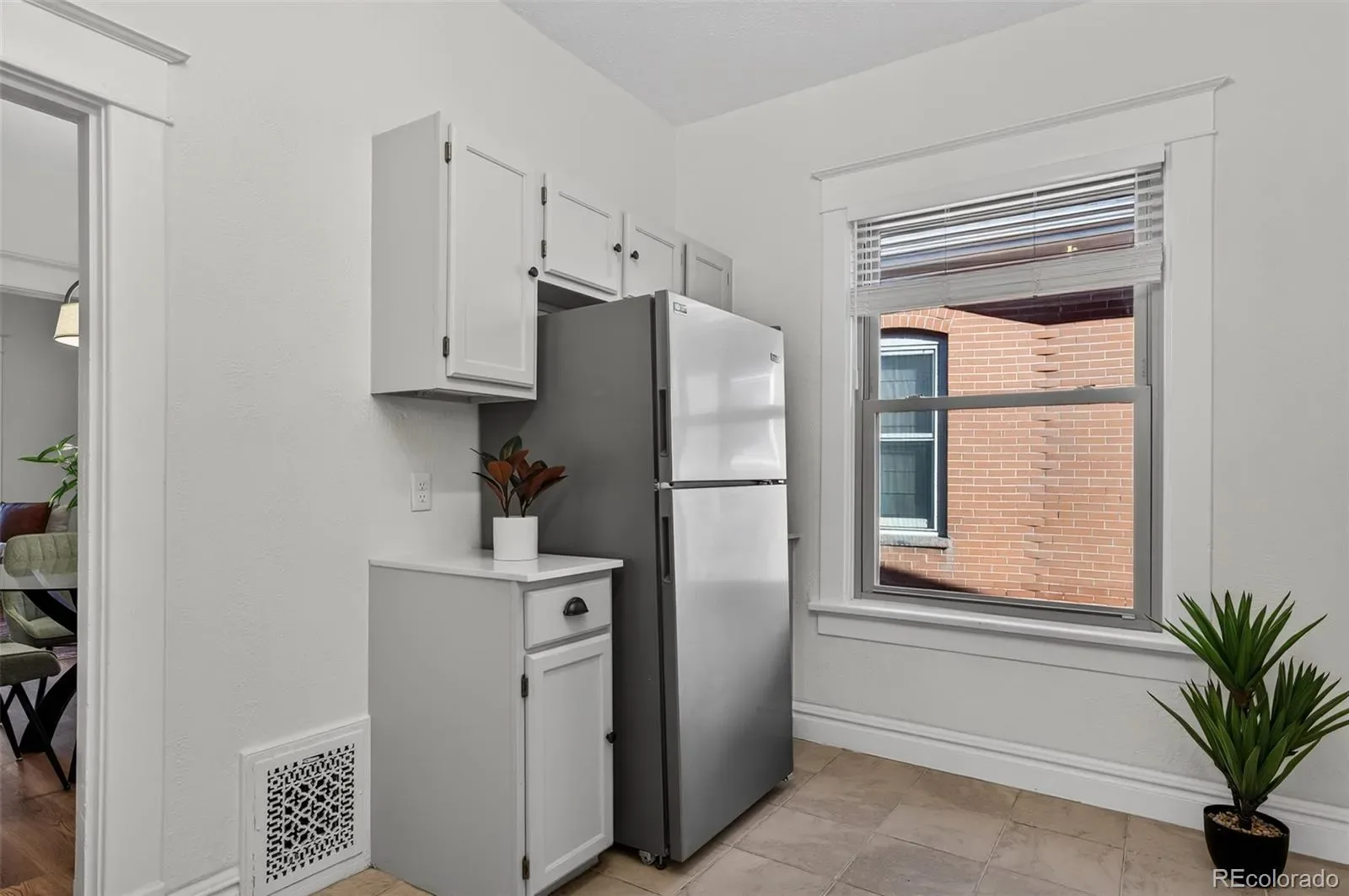 03112026220610 1600 14