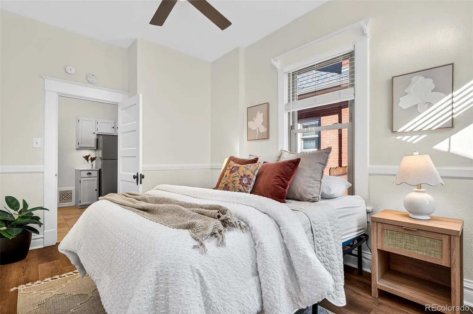 03112026220610 1600 17