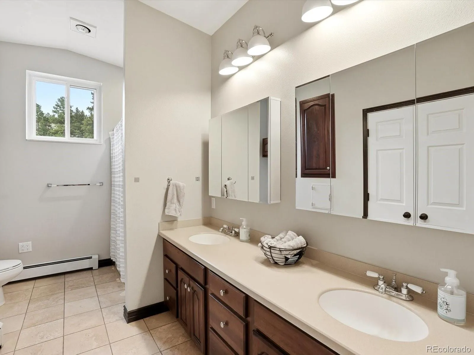 7540 S Homesteader Drive Morrison CO 80465 | MLS #REC8701586 04082026234605 1600 20