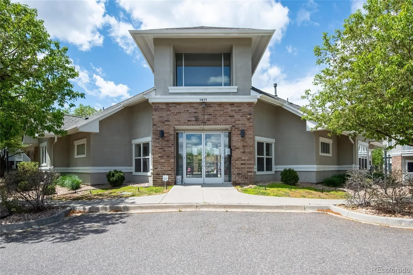 1881 S Dunkirk Street #106 Aurora CO 80017 | MLS #REC8702482 09222026081752 1600 15