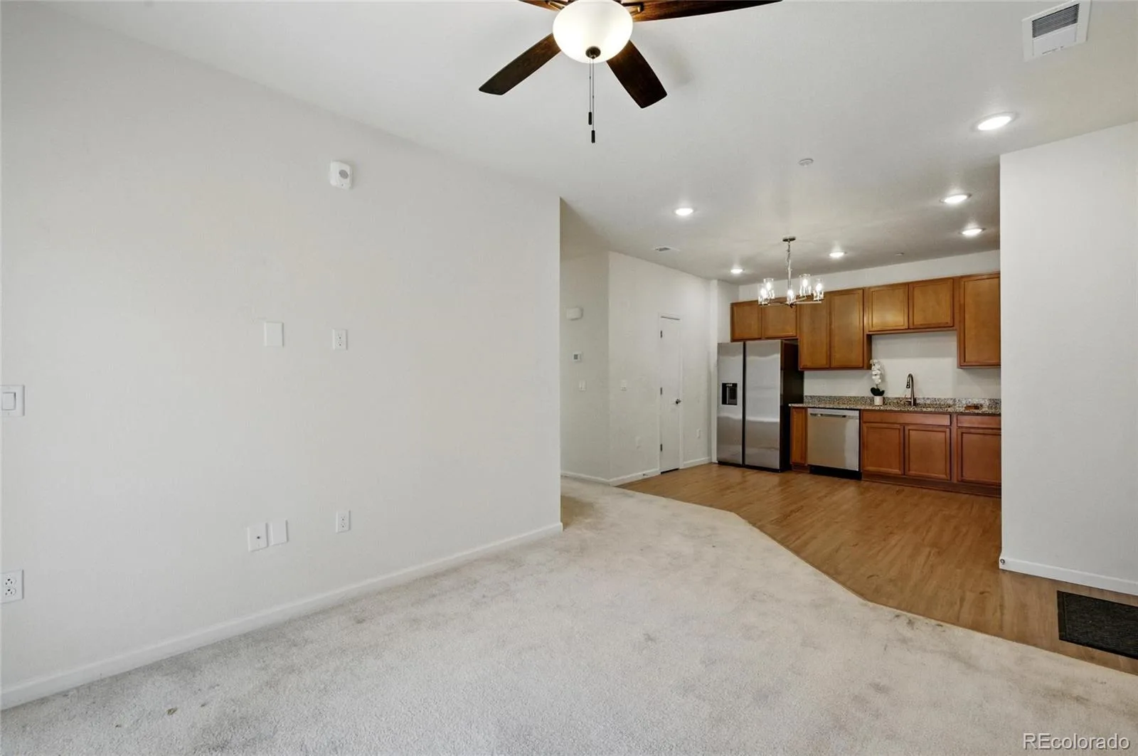 1881 S Dunkirk Street #106 Aurora CO 80017 | MLS #REC8702482 09222026081752 1600 3