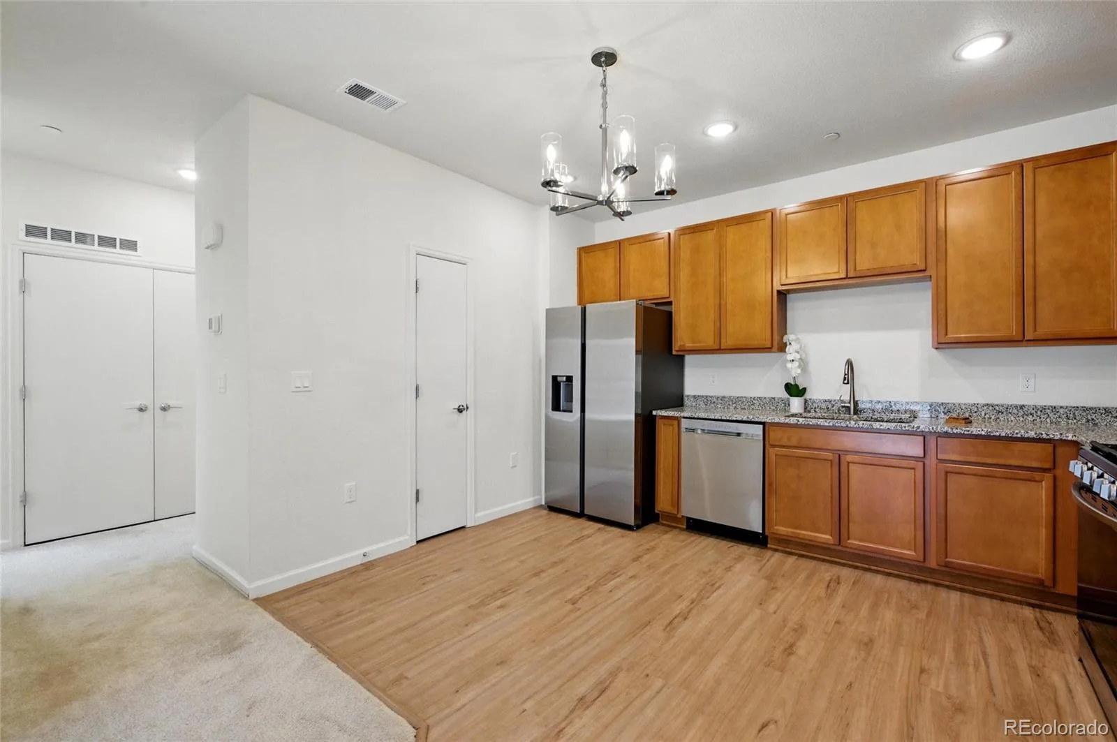 1881 S Dunkirk Street #106 Aurora CO 80017 | MLS #REC8702482 09222026081752 1600 5