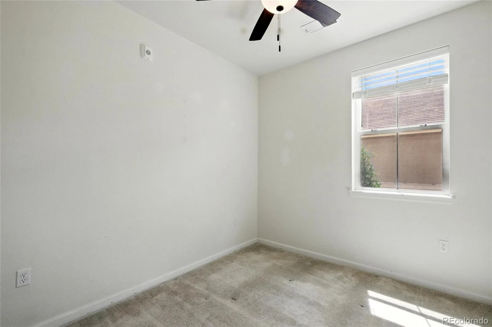 1881 S Dunkirk Street #106 Aurora CO 80017 | MLS #REC8702482 09222026081752 1600 9