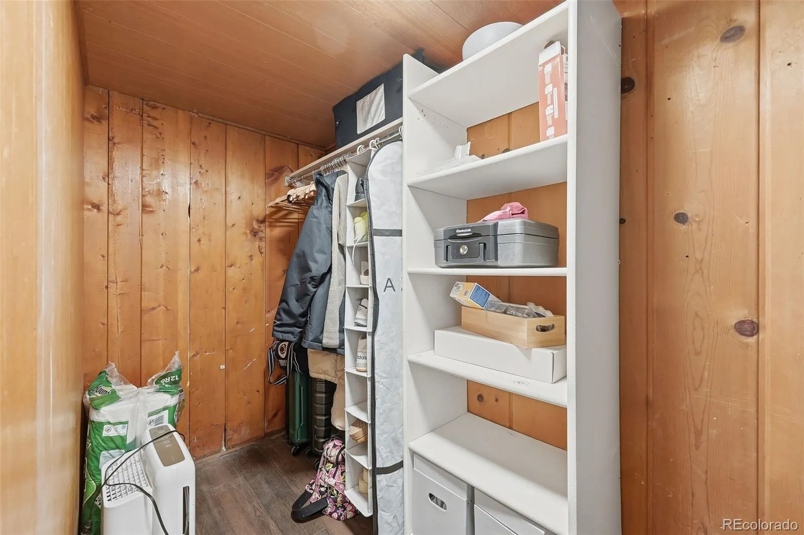 04162026220650 1600 24