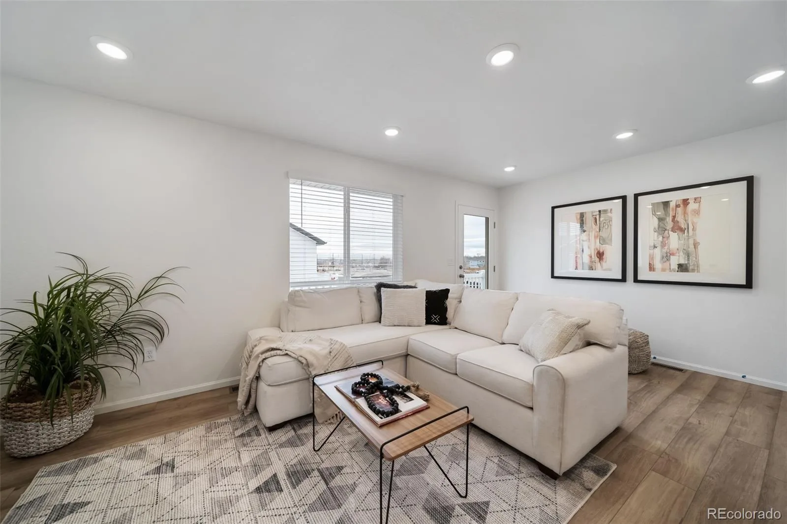 10038 Revere Court Commerce City CO 80022 | MLS #REC8703944 06182026190935 1600 19