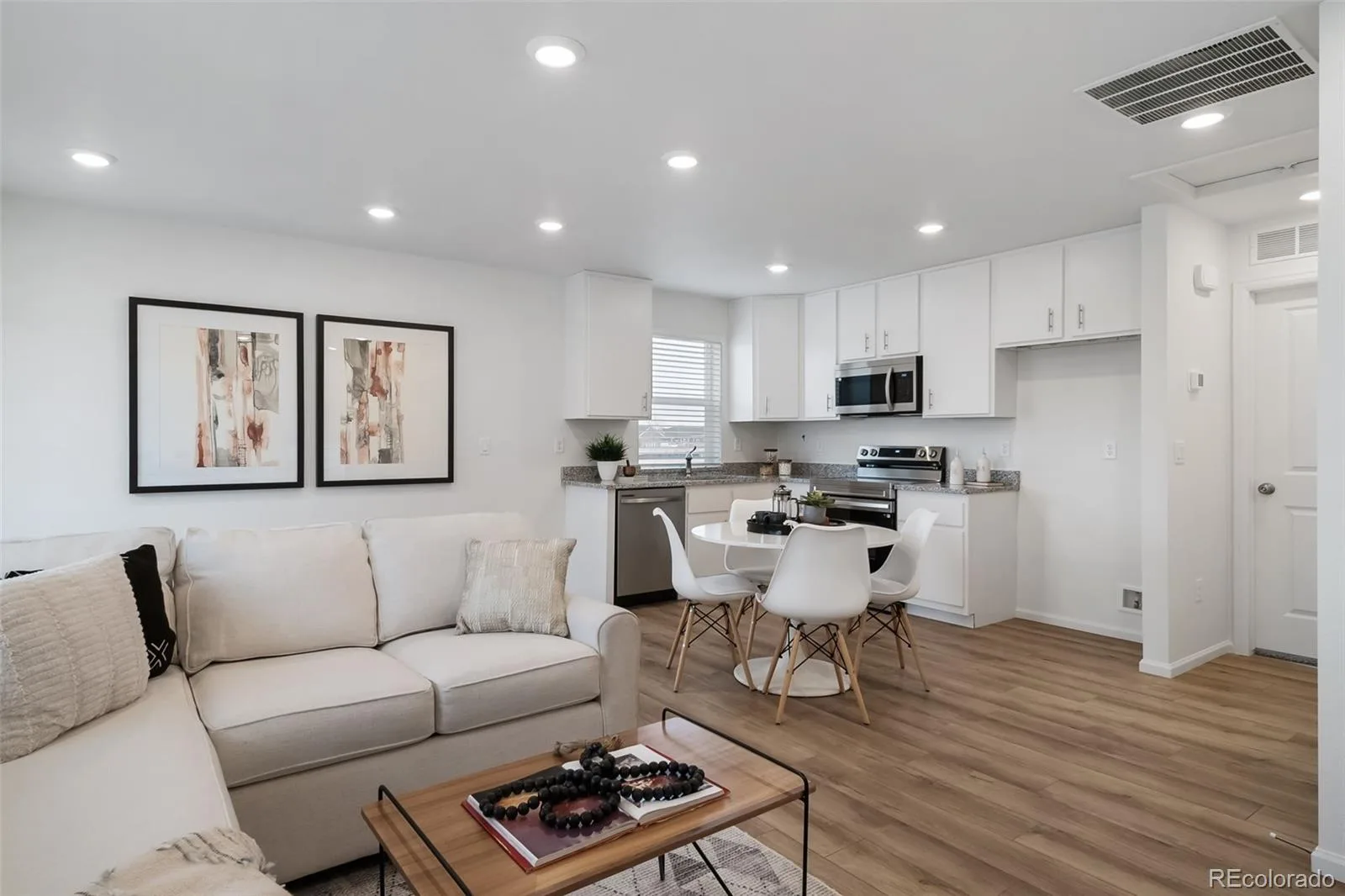 10038 Revere Court Commerce City CO 80022 | MLS #REC8703944 06182026190935 1600 5
