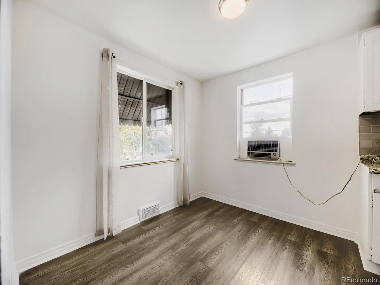 2551 W Arkansas Avenue Denver CO 80219 | MLS #REC8704170 08202026220031 1600 23
