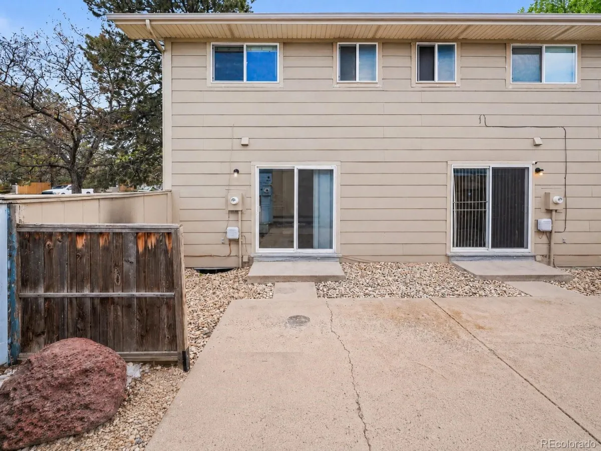 1345 Sable Boulevard Aurora CO 80011 | MLS #REC8704762 05192026170119 1200 20
