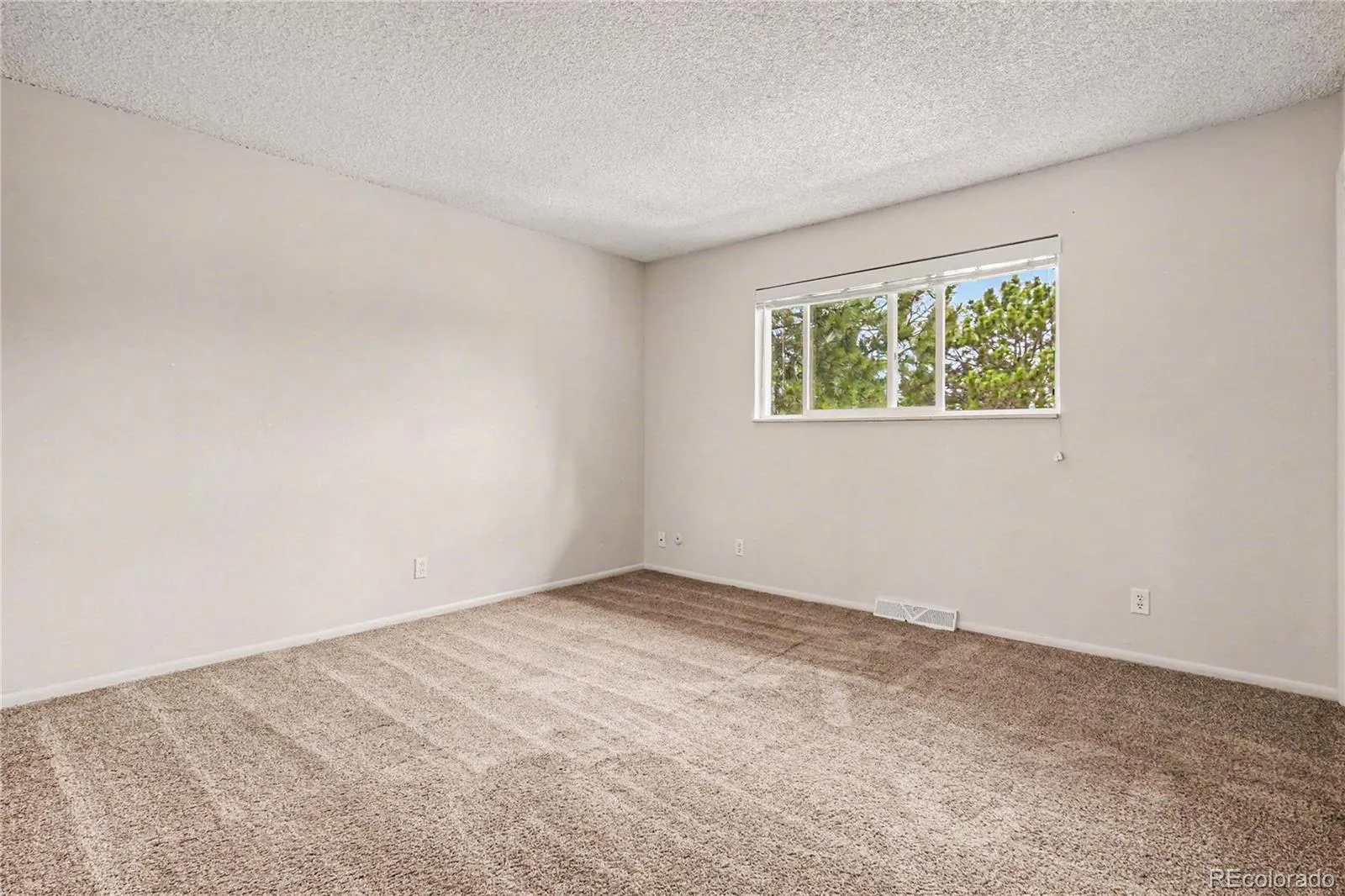 1345 Sable Boulevard Aurora CO 80011 | MLS #REC8704762 05192026170119 1600 12