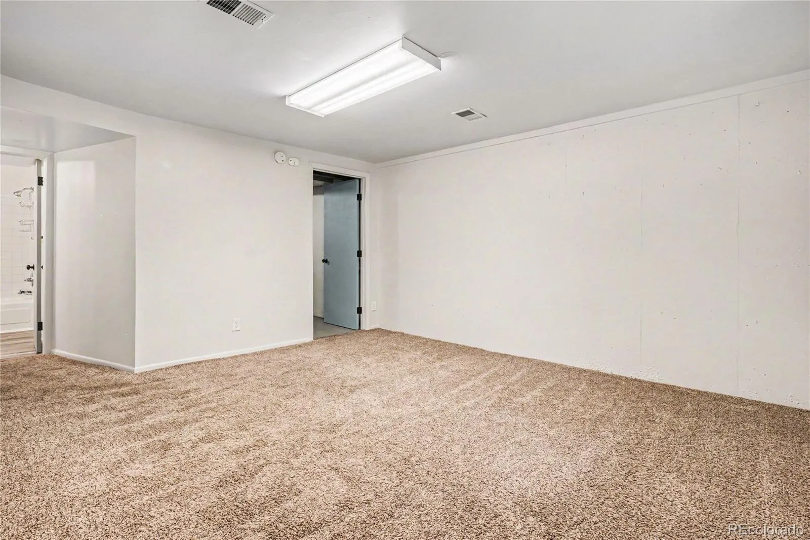 1345 Sable Boulevard Aurora CO 80011 | MLS #REC8704762 05192026170119 1600 18