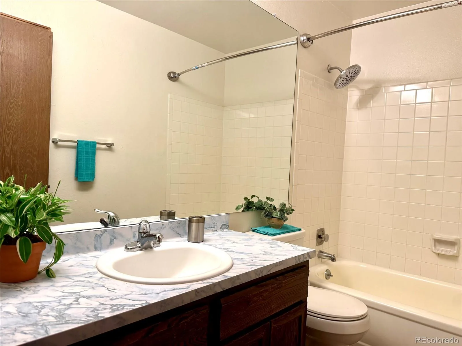 17449 E Asbury Circle Aurora CO 80013 | MLS #REC8705597 08162026162644 1600 16