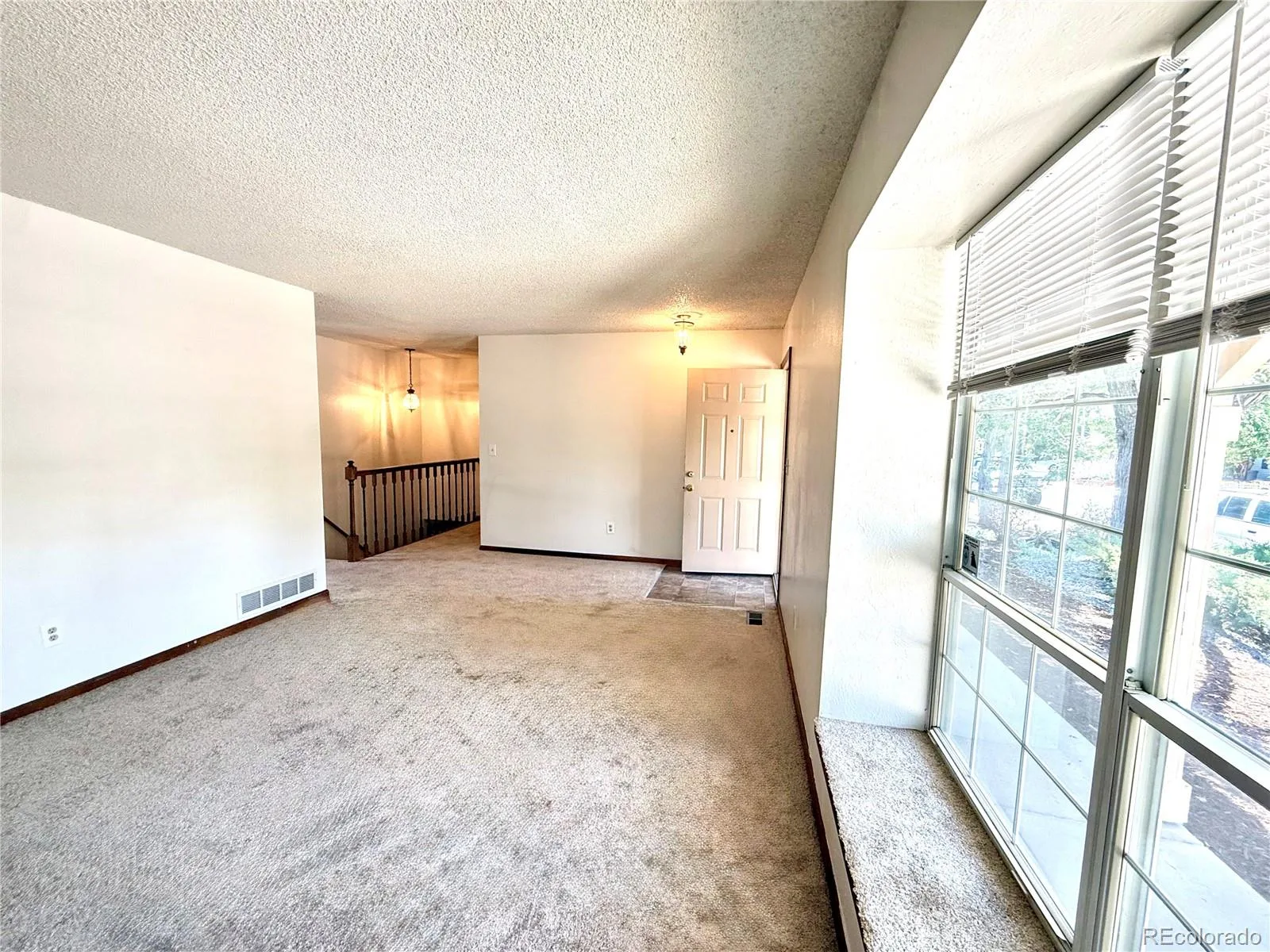 17449 E Asbury Circle Aurora CO 80013 | MLS #REC8705597 08162026162644 1600 4