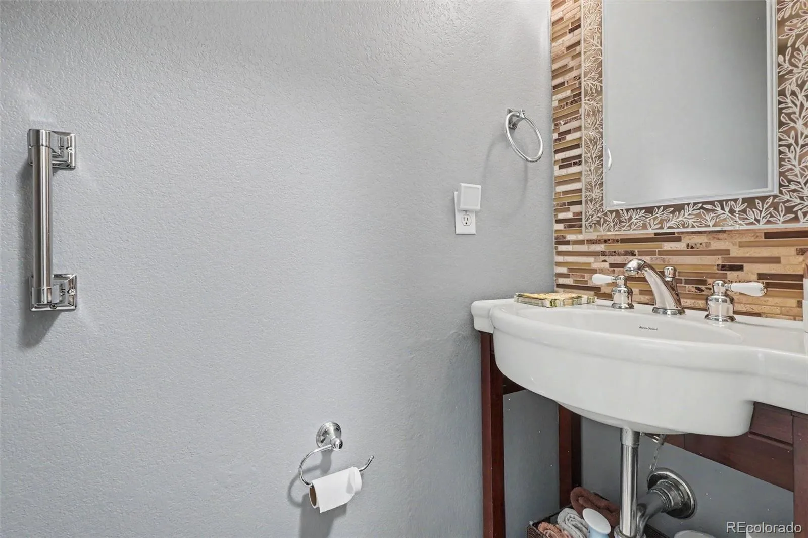 5155 W Quincy Avenue #L104 Denver CO 80236 | MLS #REC8706379 07092026040259 1600 15