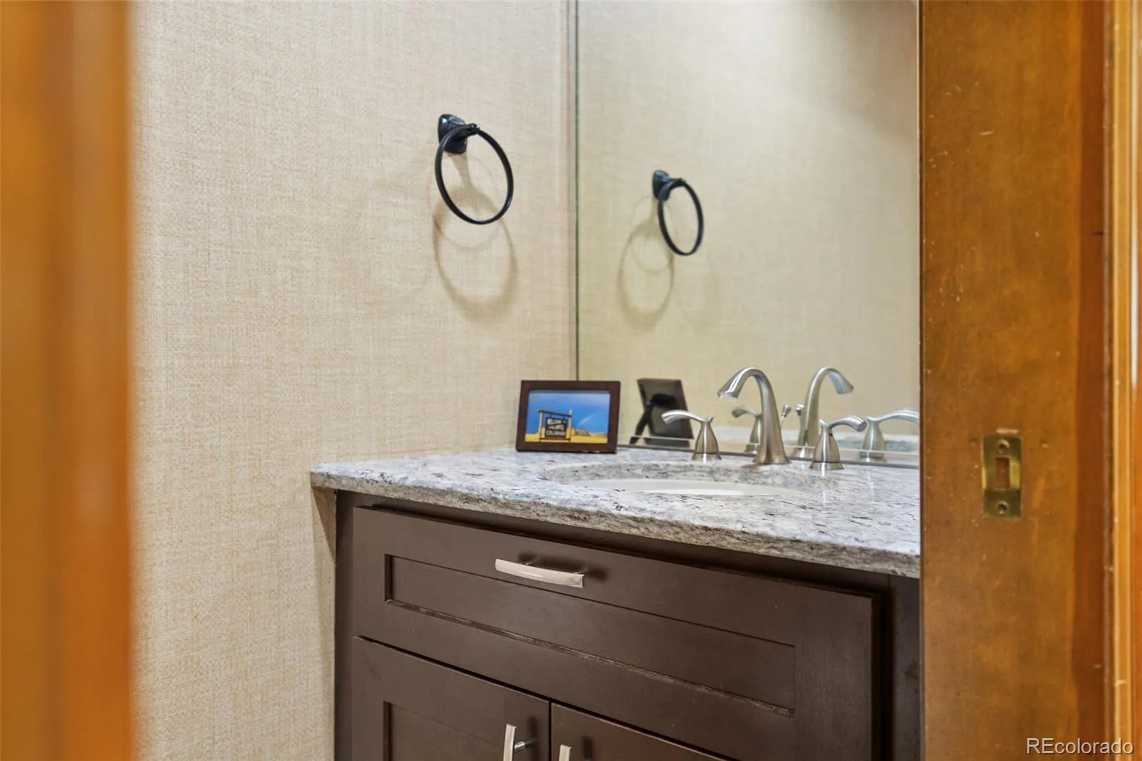7617 S Cove Circle Centennial CO 80122 | MLS #REC8706465 06252026142559 1600 16