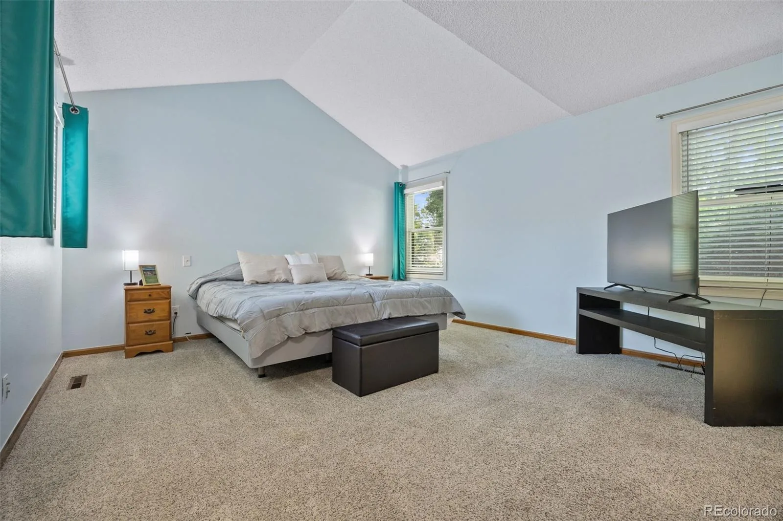 7617 S Cove Circle Centennial CO 80122 | MLS #REC8706465 06252026142559 1600 17