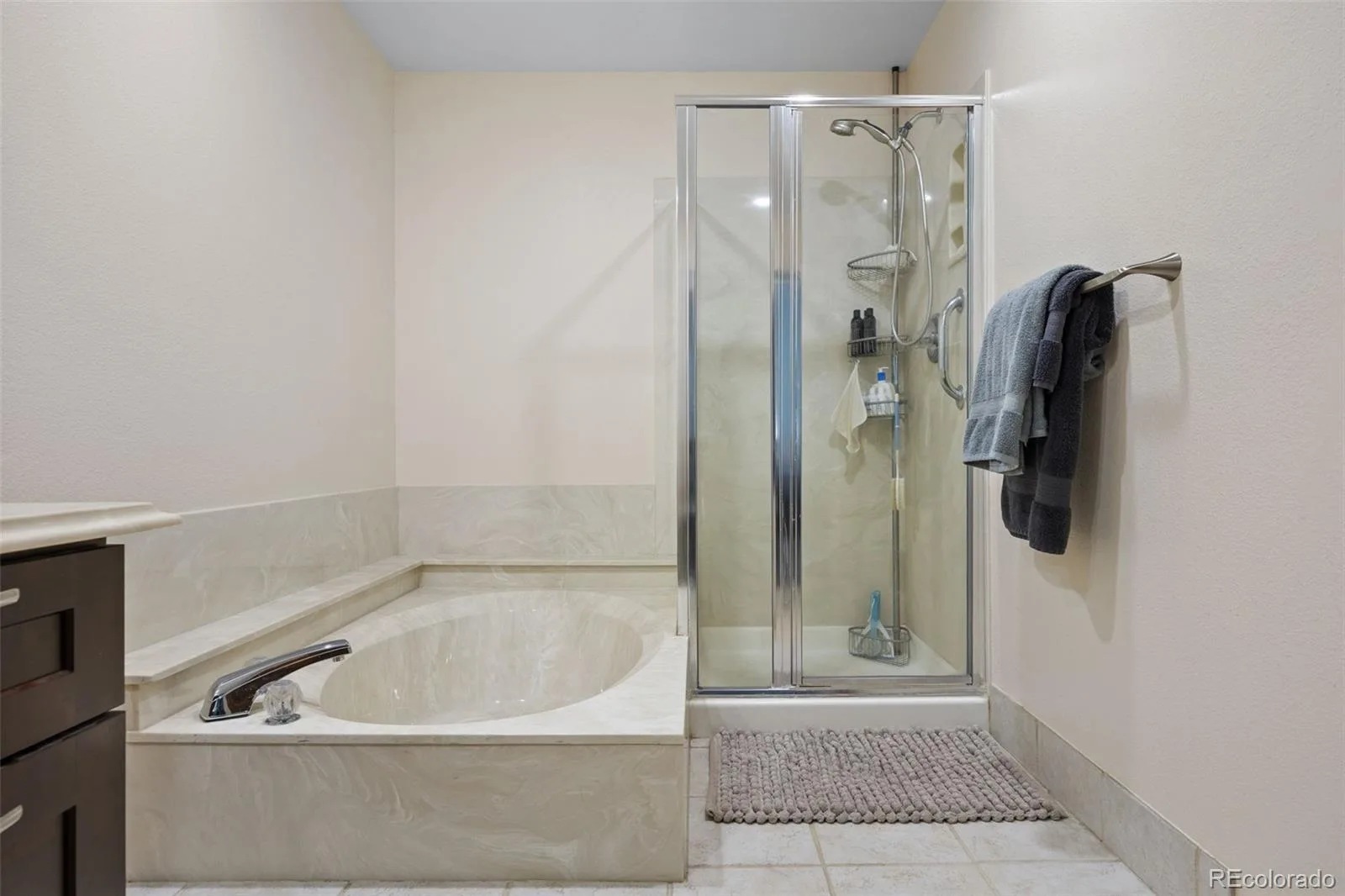 7617 S Cove Circle Centennial CO 80122 | MLS #REC8706465 06252026142559 1600 20