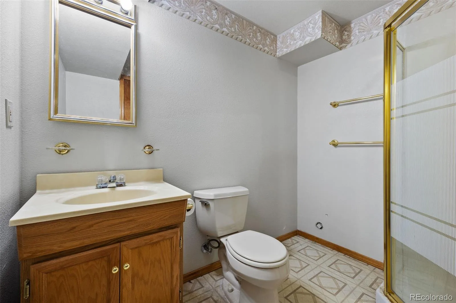 7617 S Cove Circle Centennial CO 80122 | MLS #REC8706465 06252026142559 1600 29