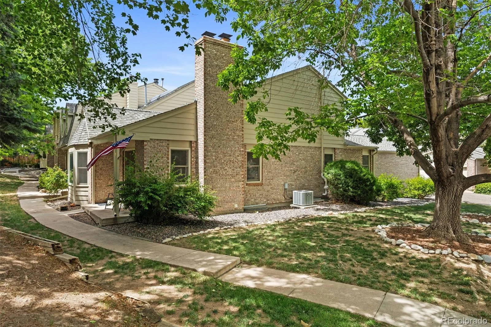 7617 S Cove Circle Centennial CO 80122 | MLS #REC8706465 06252026142559 1600 41